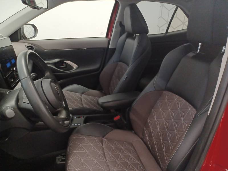 Toyota Yaris - Photo 10
