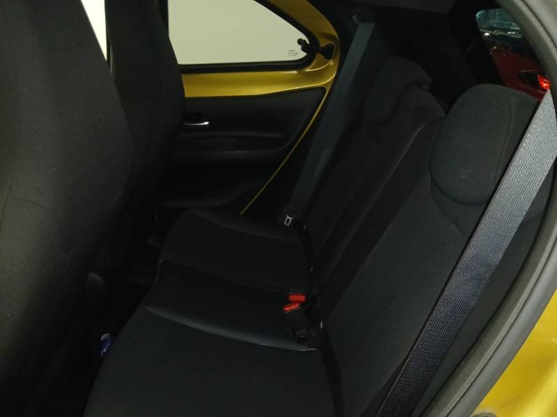 Toyota aygo x - Photo 13