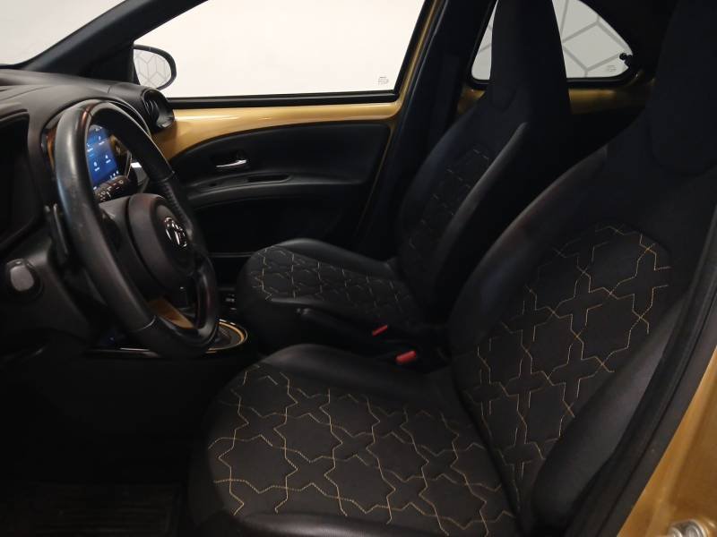 Toyota aygo x - Photo 10