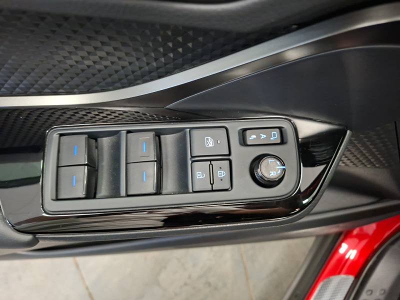 Toyota C-HR - Photo 19