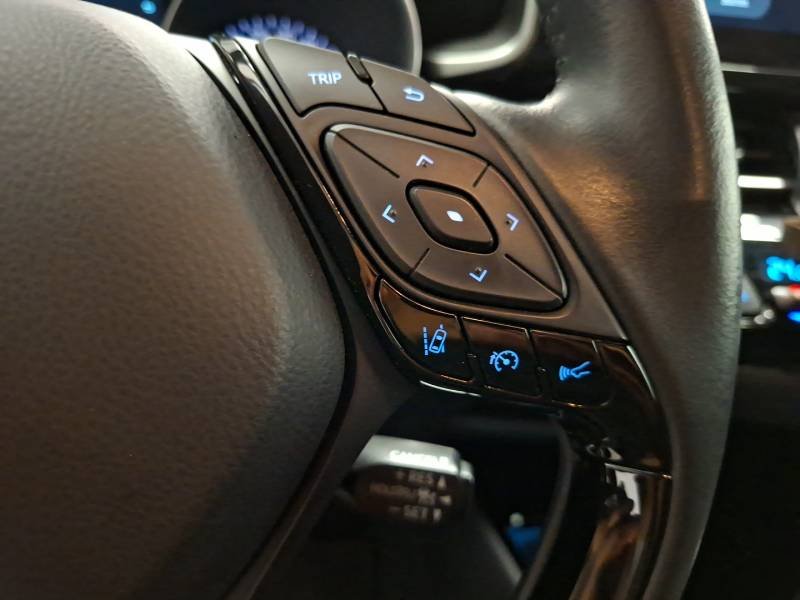 Toyota C-HR - Photo 23