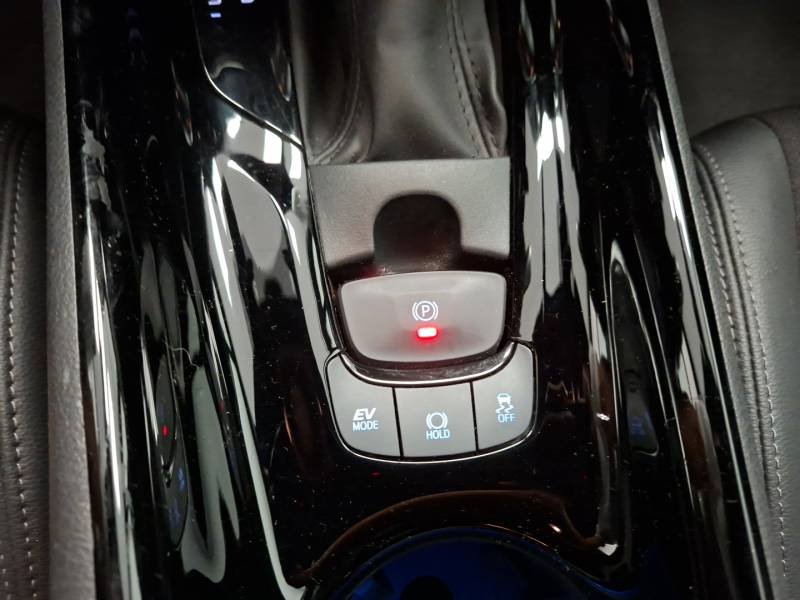 Toyota C-HR - Photo 25