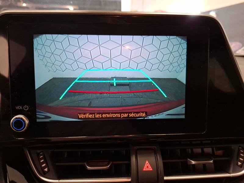 Toyota C-HR - Photo 28