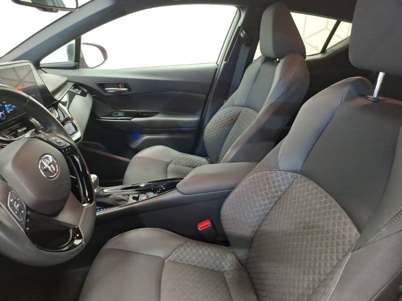 Toyota C-HR - Photo 10