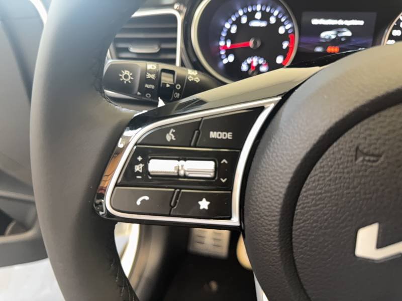 Kia Xceed - Photo 25