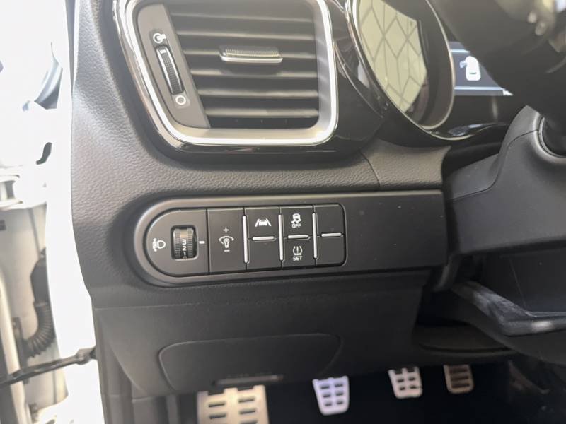 Kia Xceed - Photo 28