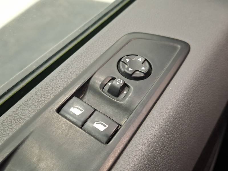 Peugeot Expert - Photo 23