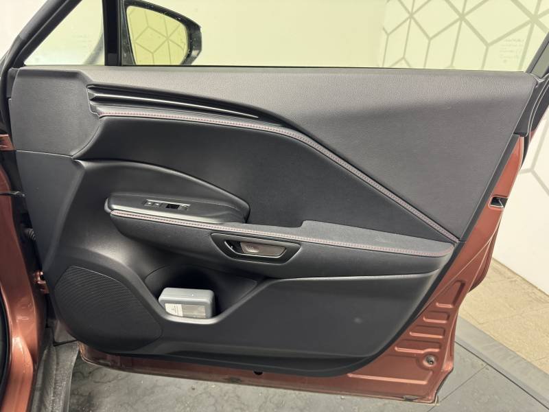 Lexus LBX - Photo 38