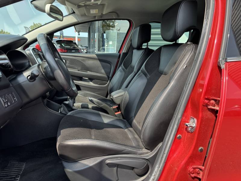Renault Clio - Photo 16