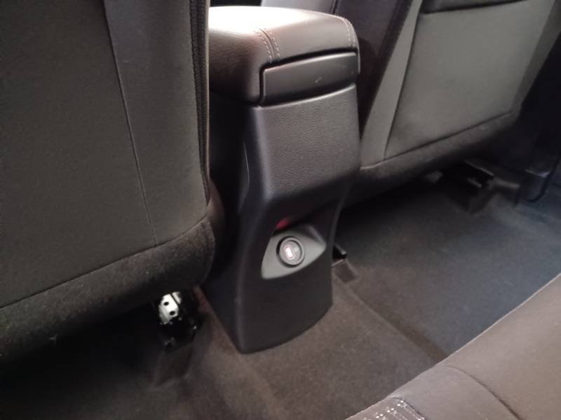 Kia Stonic - Photo 31