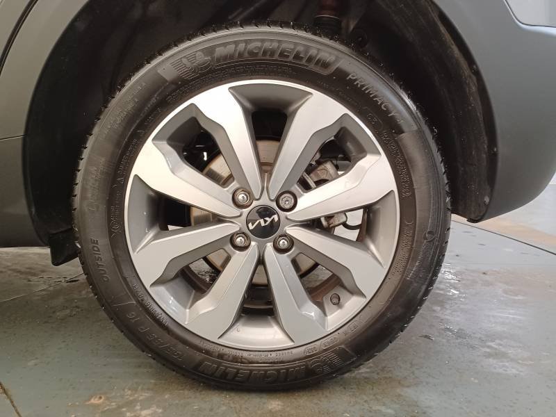 Kia Stonic - Photo 8