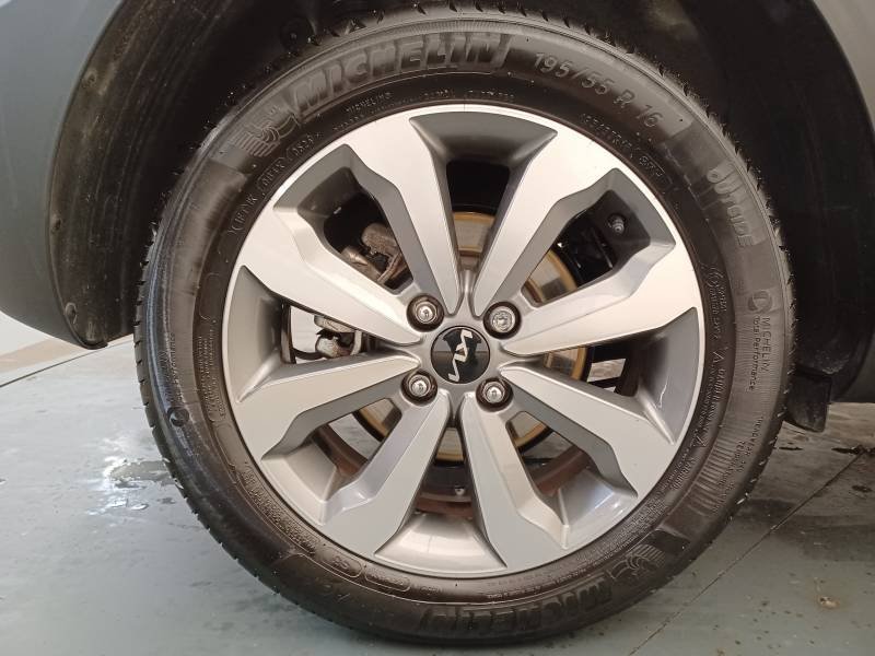 Kia Stonic - Photo 9