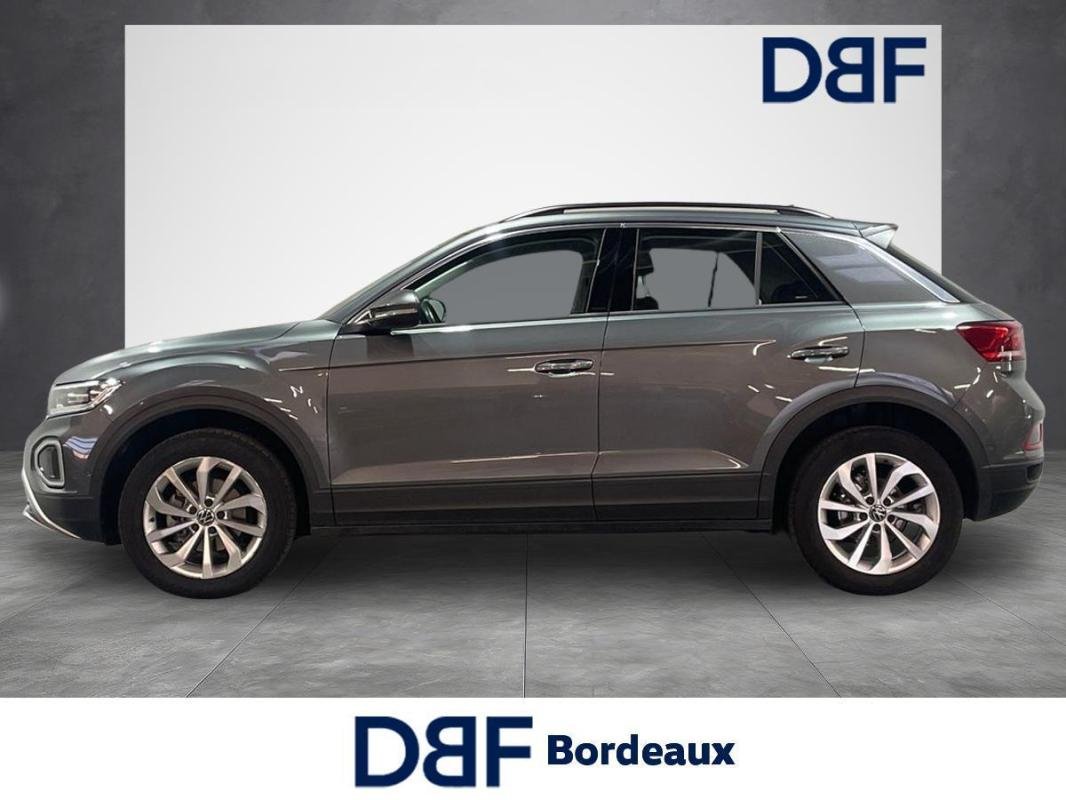 Volkswagen T-Roc - Photo 2