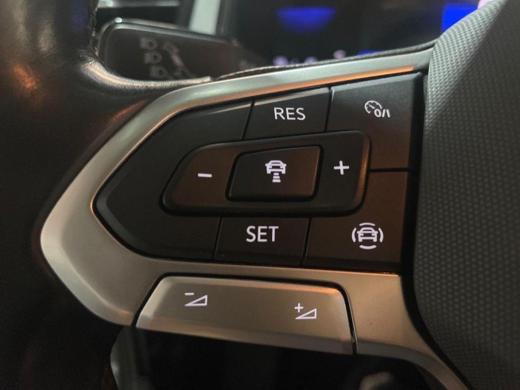 Volkswagen T-Roc - Photo 21