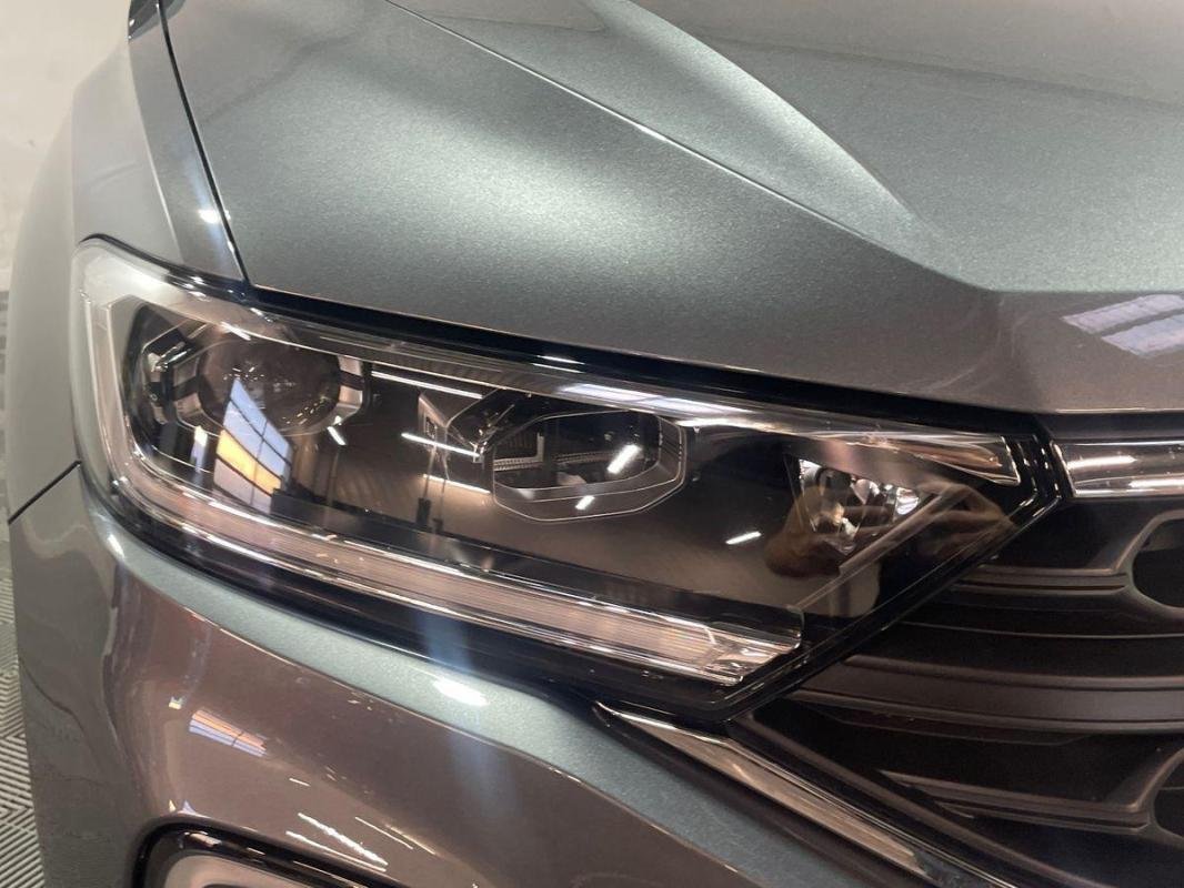 Volkswagen T-Roc - Photo 25