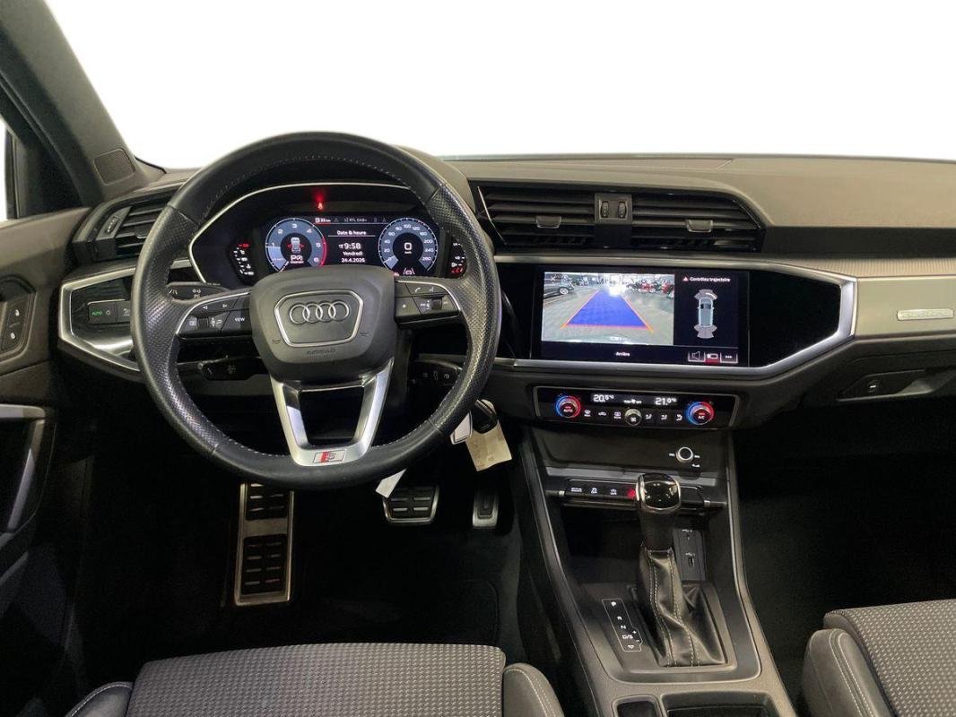 Audi Q3 - Photo 24