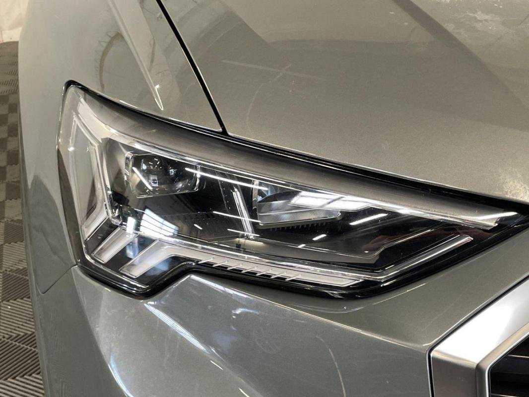 Audi Q3 - Photo 25