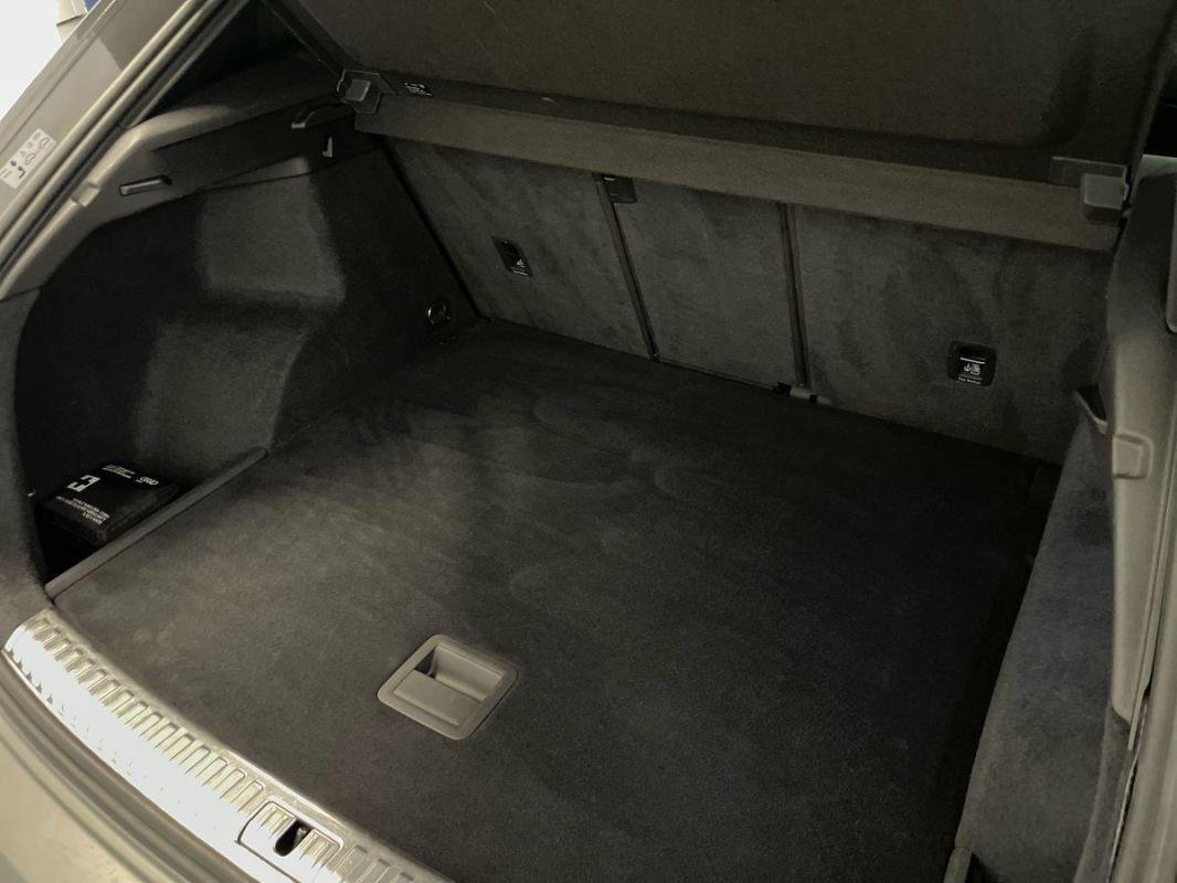 Audi Q3 - Photo 32
