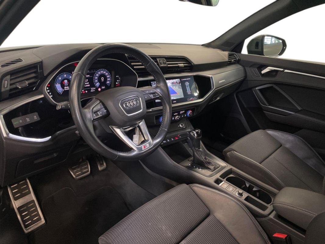 Audi Q3 - Photo 9