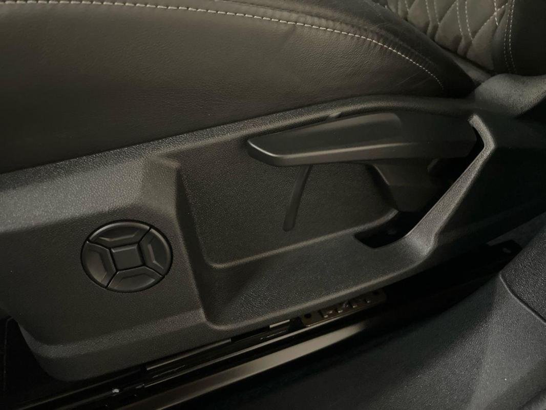 Audi Q4 e-tron - Photo 11