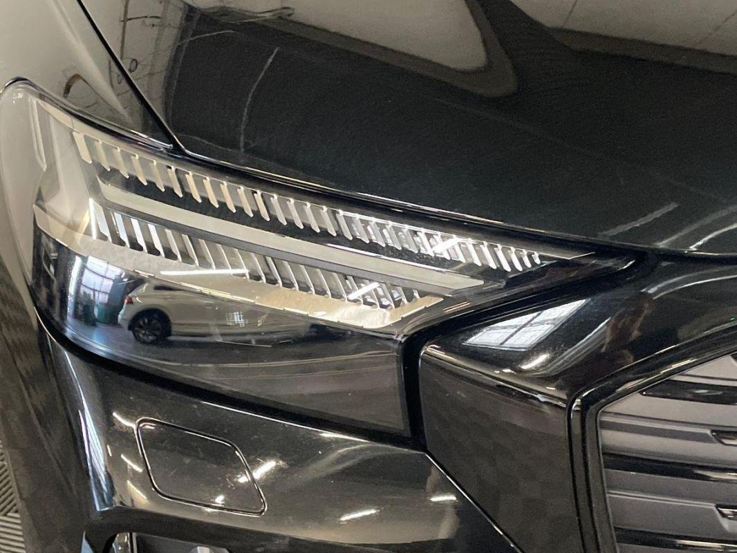 Audi Q4 e-tron - Photo 19