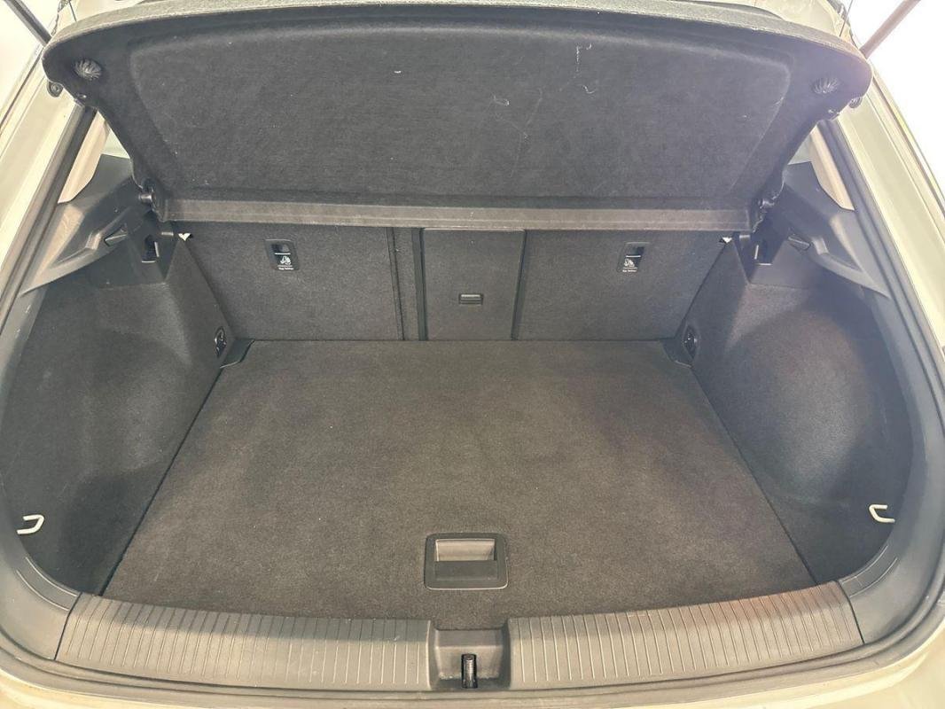 Volkswagen T-Roc - Photo 31