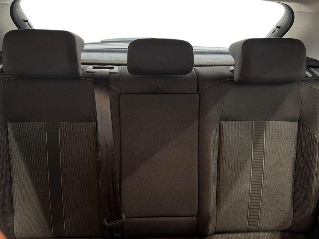 Volkswagen T-Roc - Photo 22