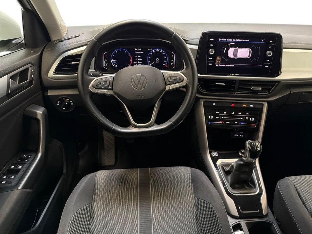 Volkswagen T-Roc - Photo 24