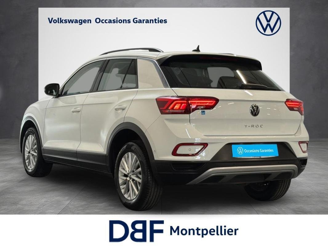 Volkswagen T-Roc - Photo 3