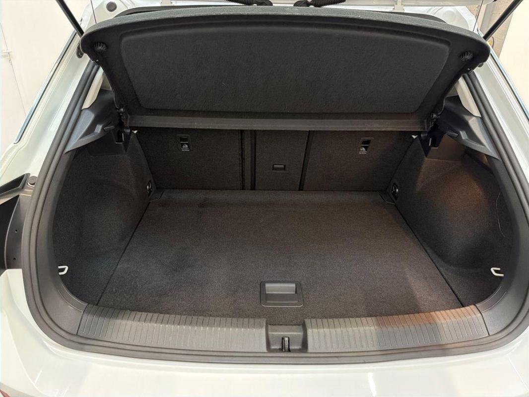 Volkswagen T-Roc - Photo 31