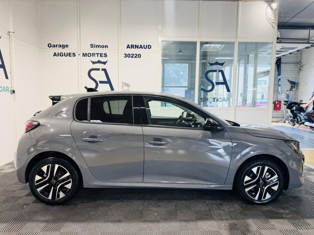 Peugeot 208 - Photo 21