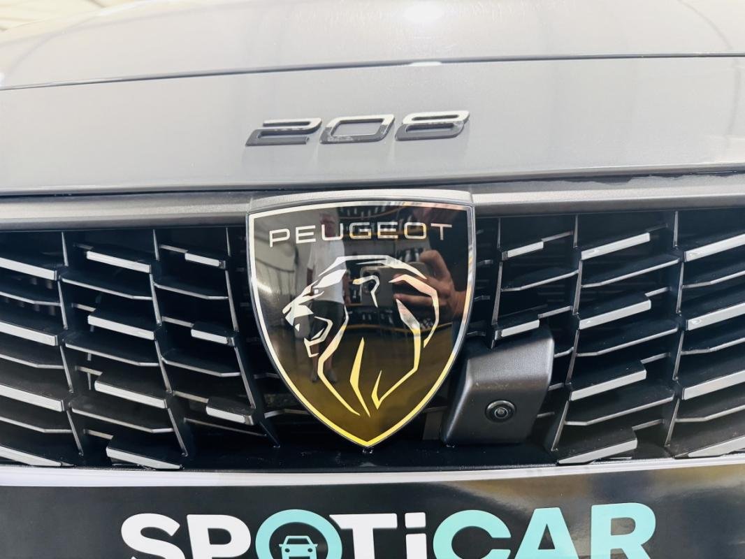 Peugeot 208 - Photo 3