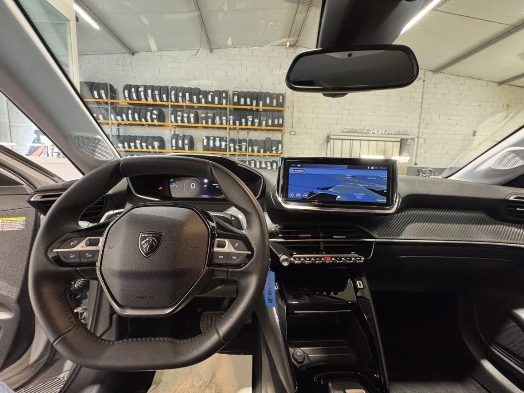 Peugeot 208 - Photo 10