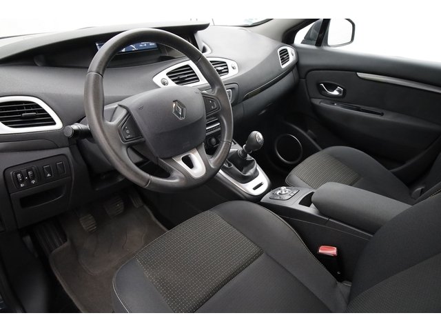 Renault Scénic - Photo 11