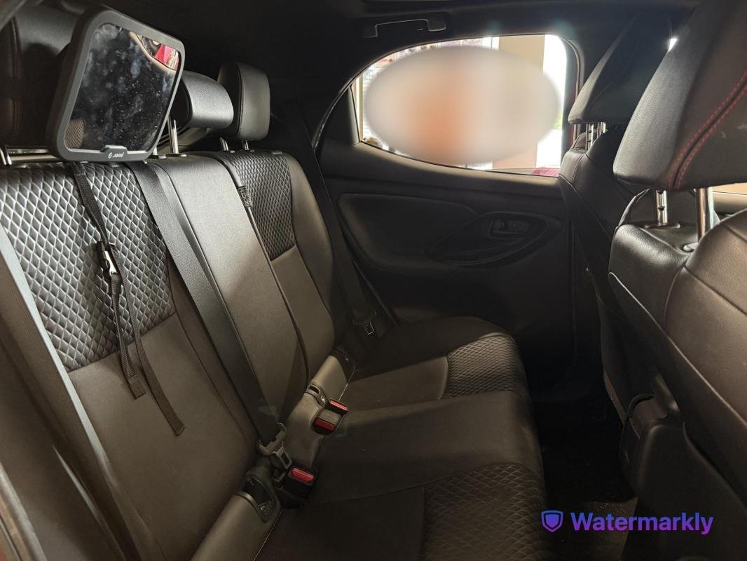 Toyota Yaris - Photo 13