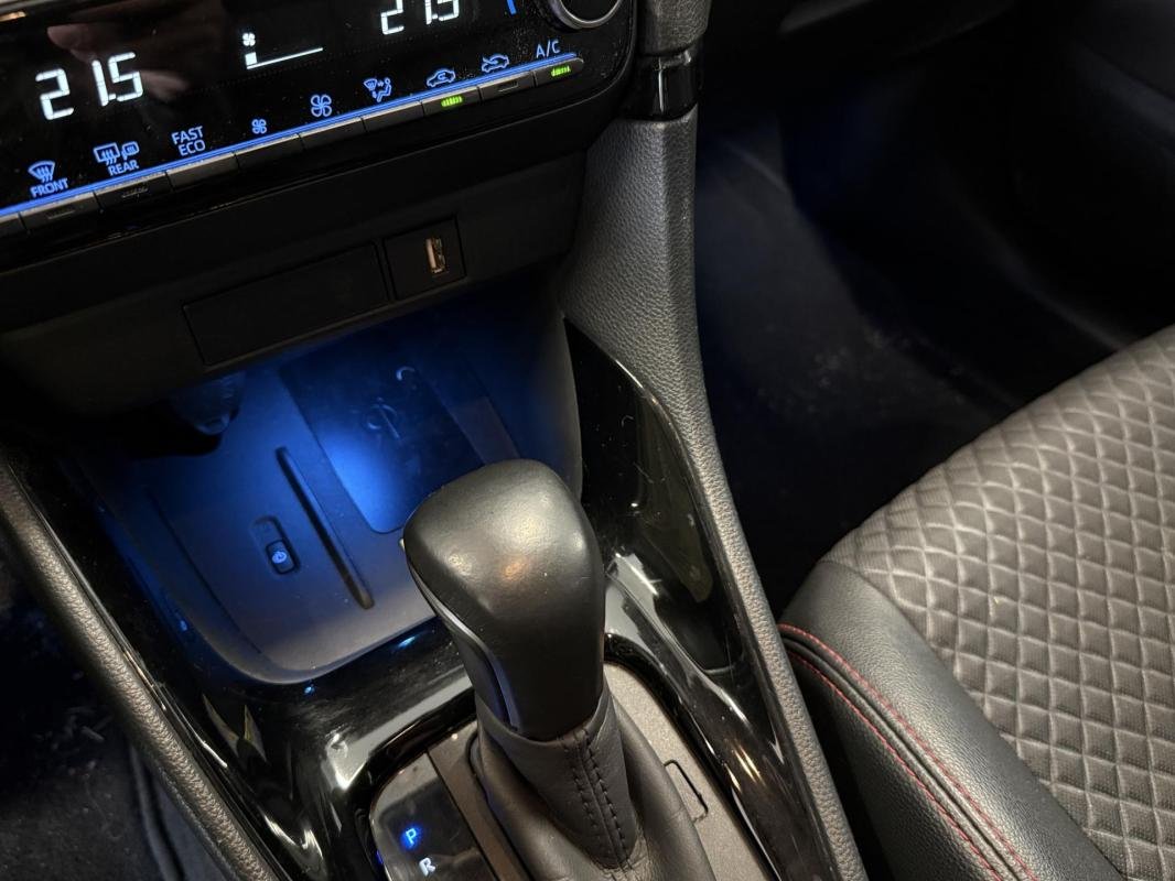Toyota Yaris - Photo 19