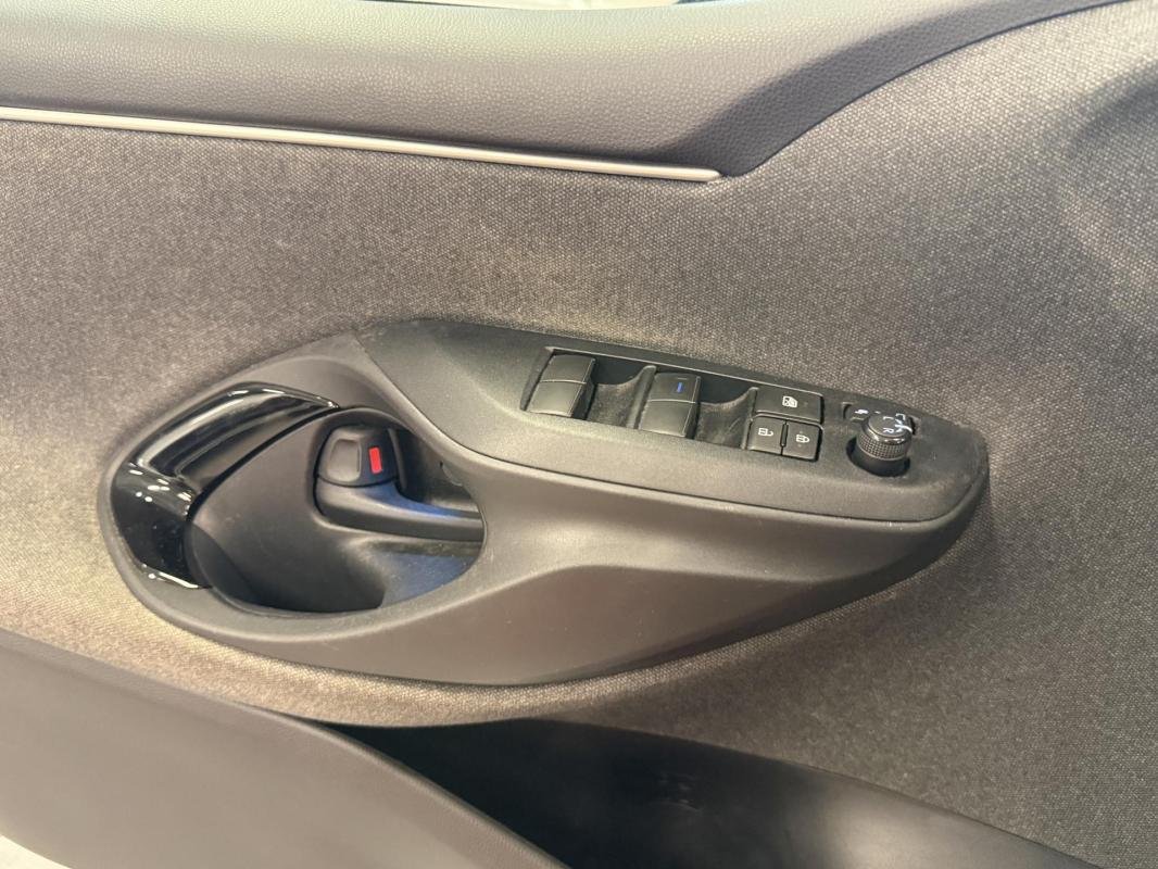 Toyota Yaris - Photo 20