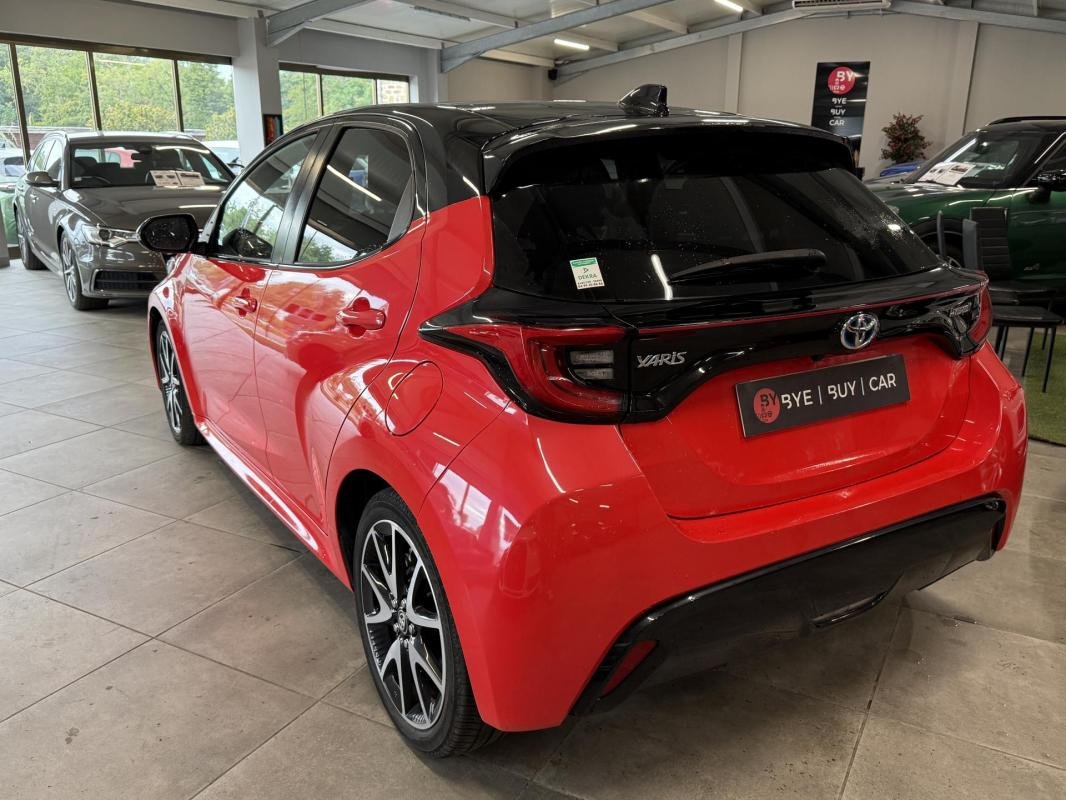 Toyota Yaris - Photo 4