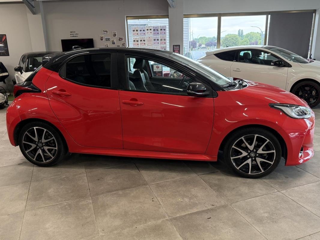 Toyota Yaris - Photo 6