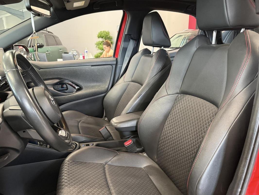 Toyota Yaris - Photo 10