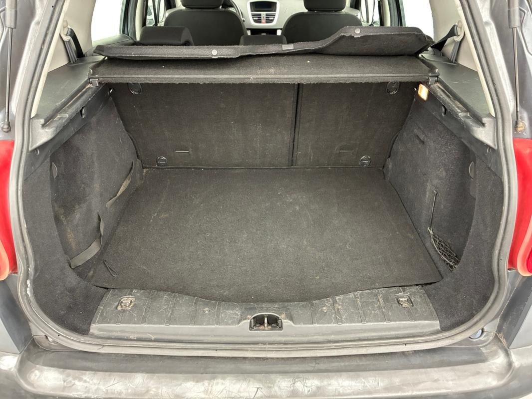 Peugeot 207 SW - Photo 15