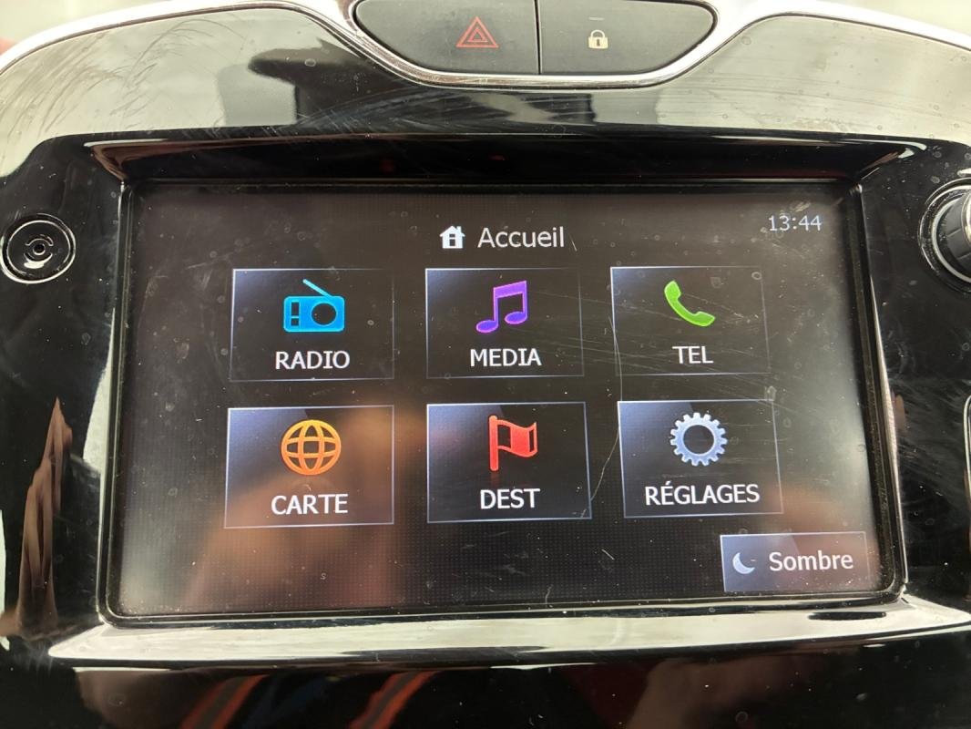 Renault Clio - Photo 13