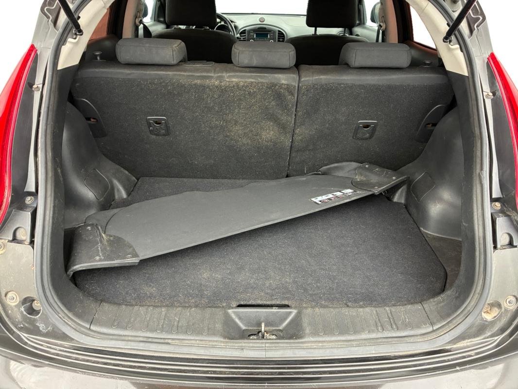Nissan Juke - Photo 15