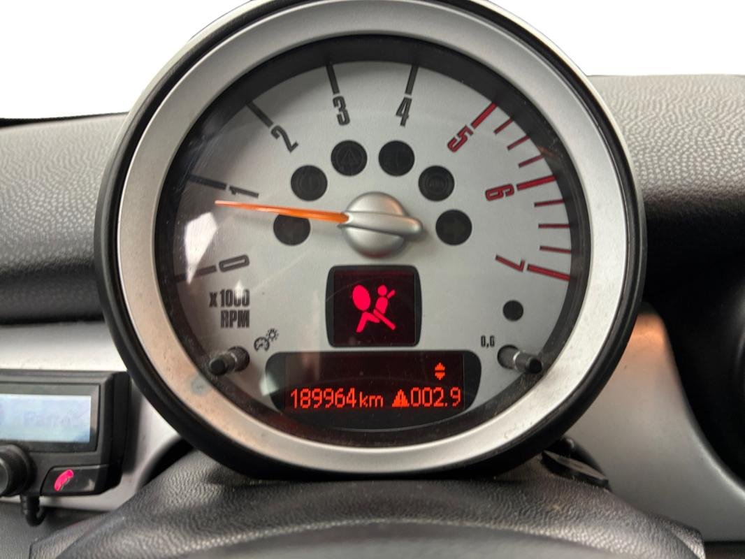 Mini Hatch - Photo 12