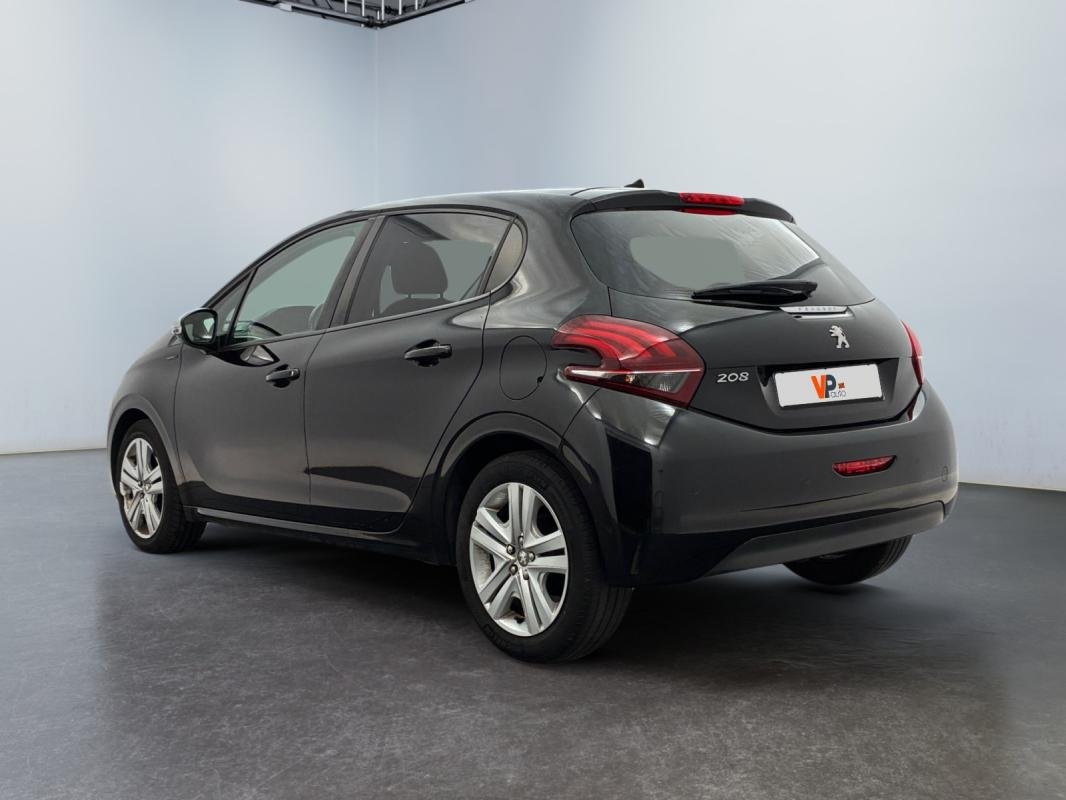 Peugeot 208 - Photo 3