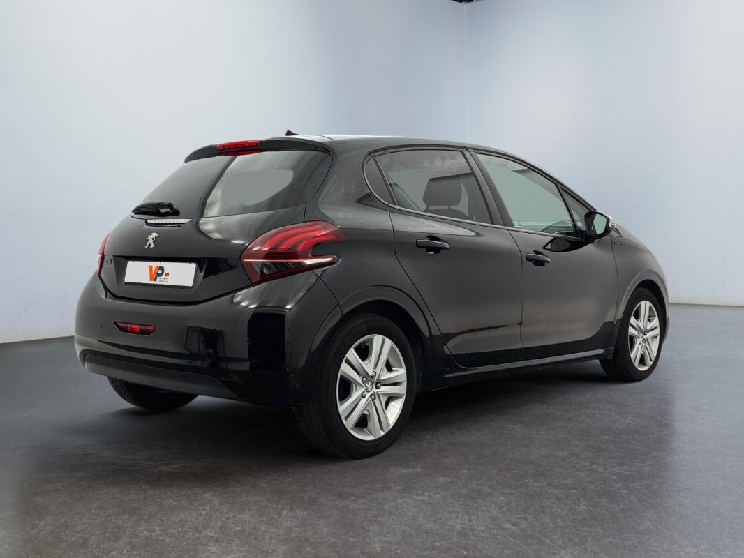 Peugeot 208 - Photo 5