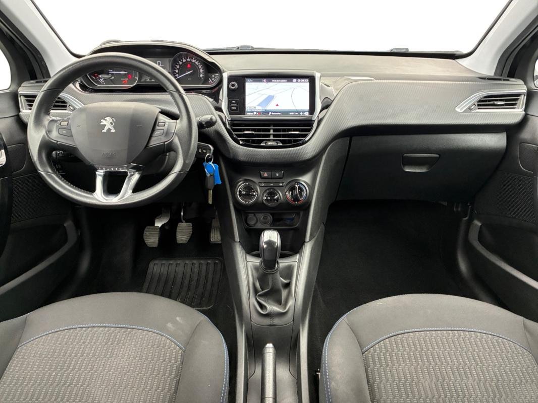 Peugeot 208 - Photo 10
