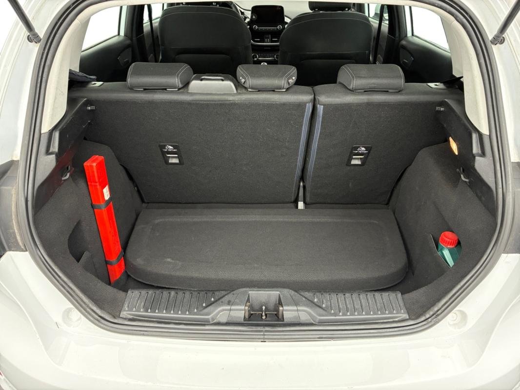 Ford Fiesta - Photo 15