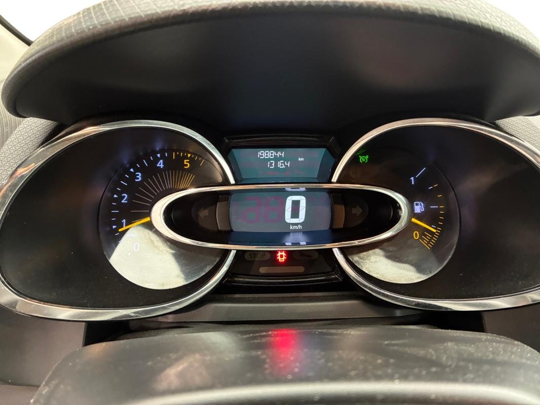 Renault Clio - Photo 12