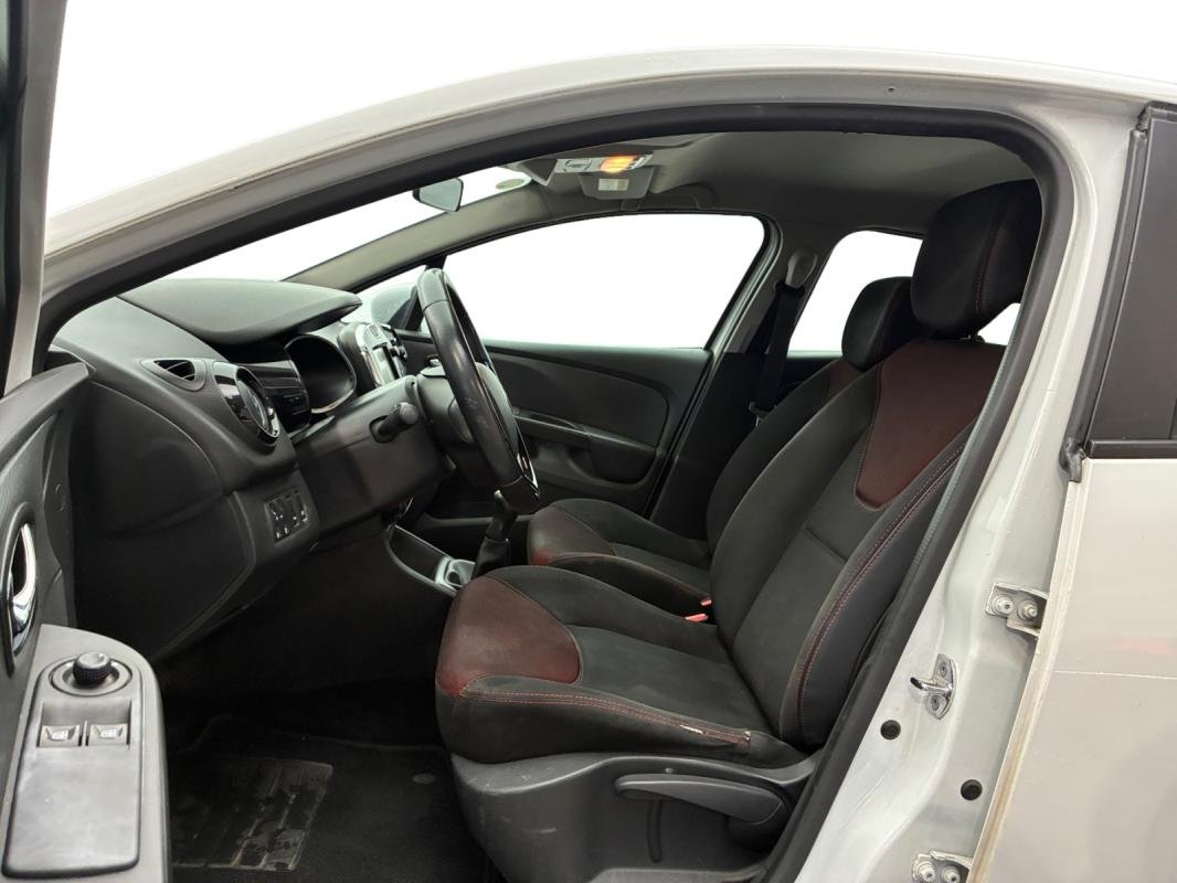 Renault Clio - Photo 9